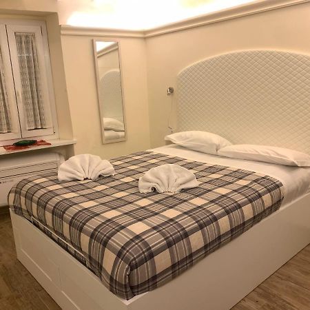 Gb Apartments Флоренция Екстериор снимка