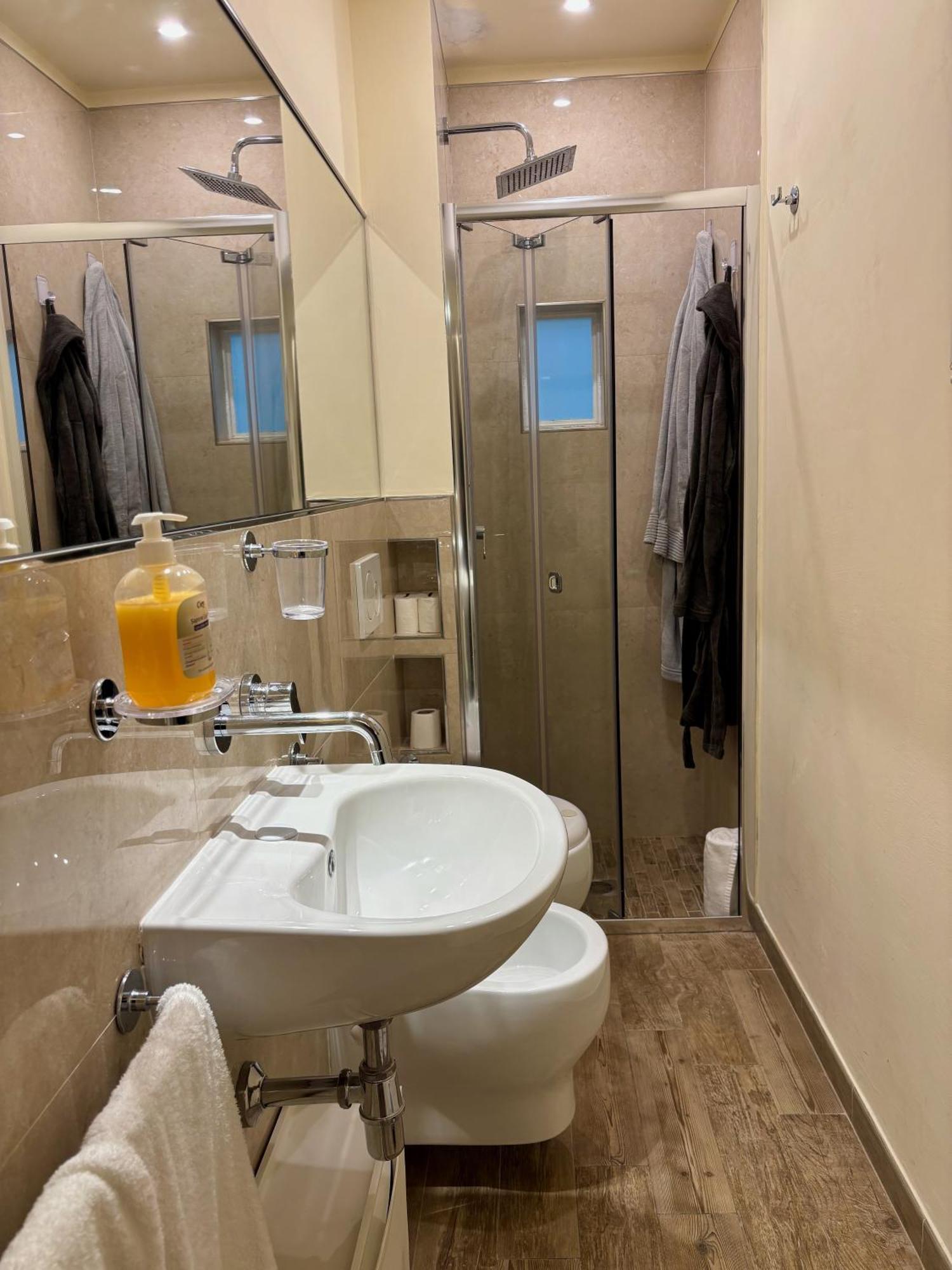 Gb Apartments Флоренция Екстериор снимка